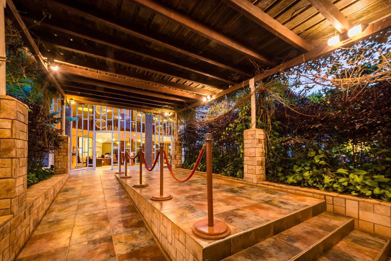 Imperial Heights Hotel, Entebbe Exterior photo