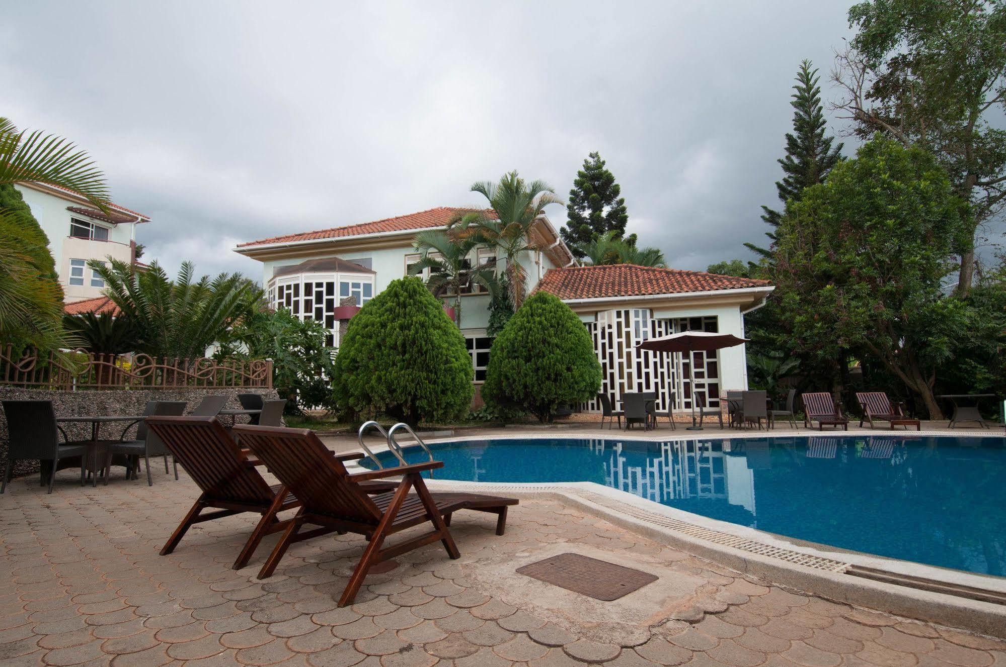 Imperial Heights Hotel, Entebbe Exterior photo